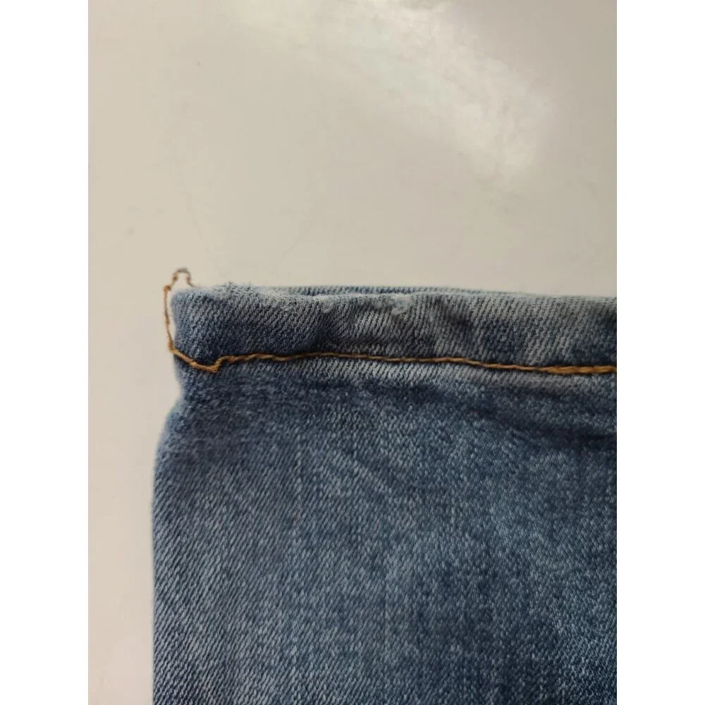 Levis levi’s 527